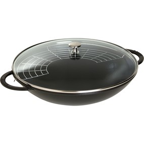 Staub Wok żeliwny z pokrywką 37 cm, czarny